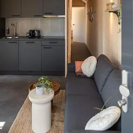 Tinyhouse Eucalyptus Met Hottub Σπίτι διακοπών