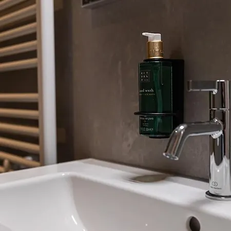 Tinyhouse Eucalyptus Met Hottub *