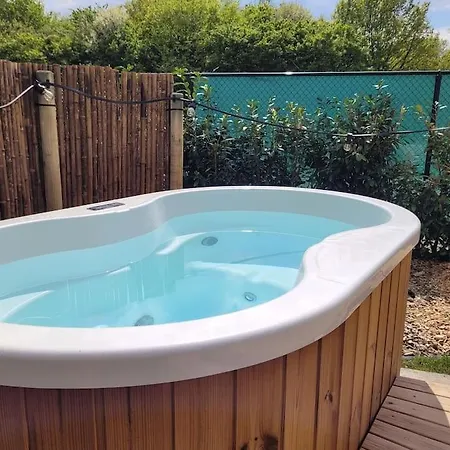 Tinyhouse Eucalyptus Met Hottub *