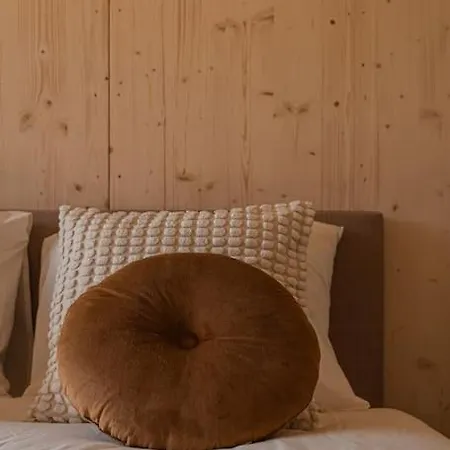 Tinyhouse Eucalyptus Met Hottub Holiday home *