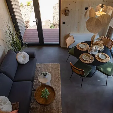 Holiday home Tinyhouse Eucalyptus Met Hottub Meerssen
